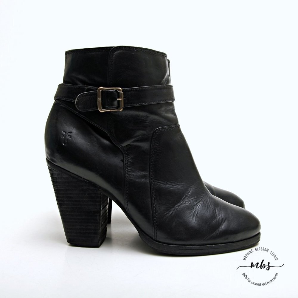 Frye Patty Buckle‎ Side Zip Riding Heeled Booties